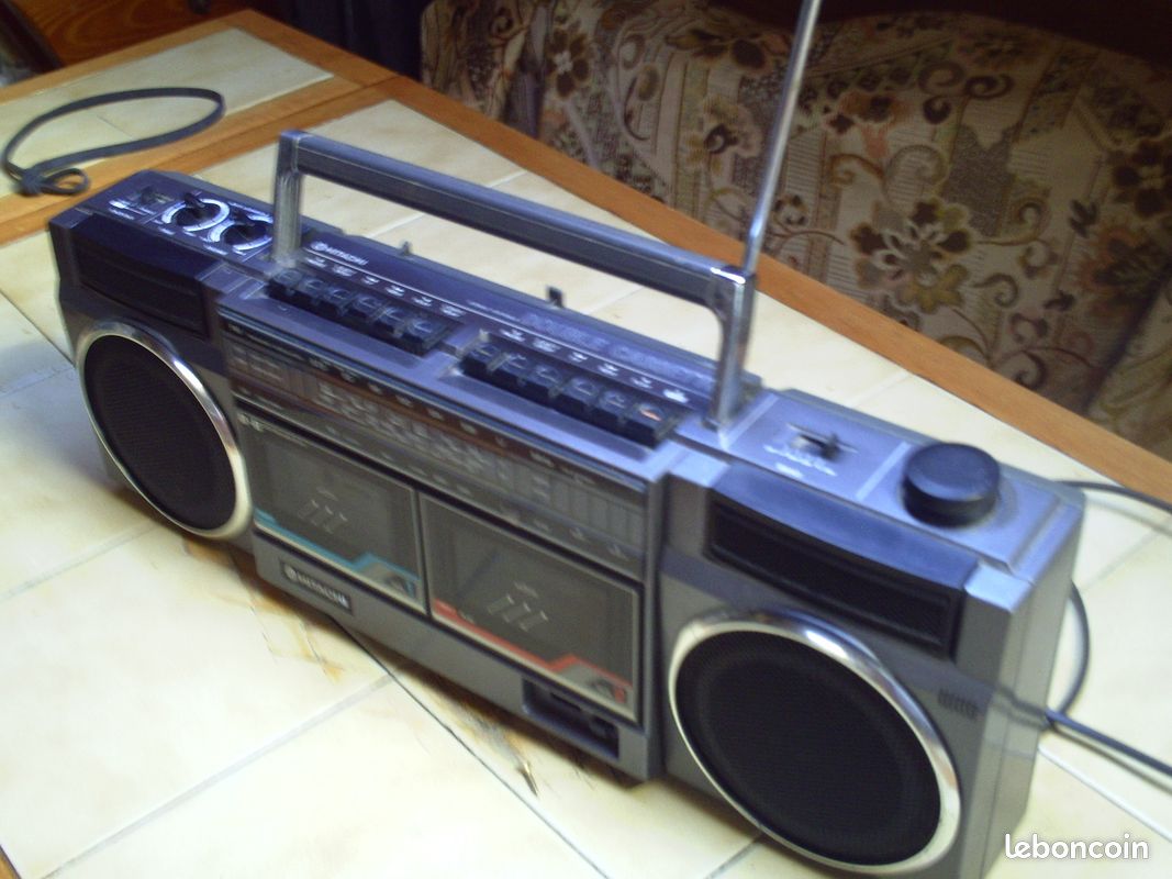 Radio cassette (image 3)