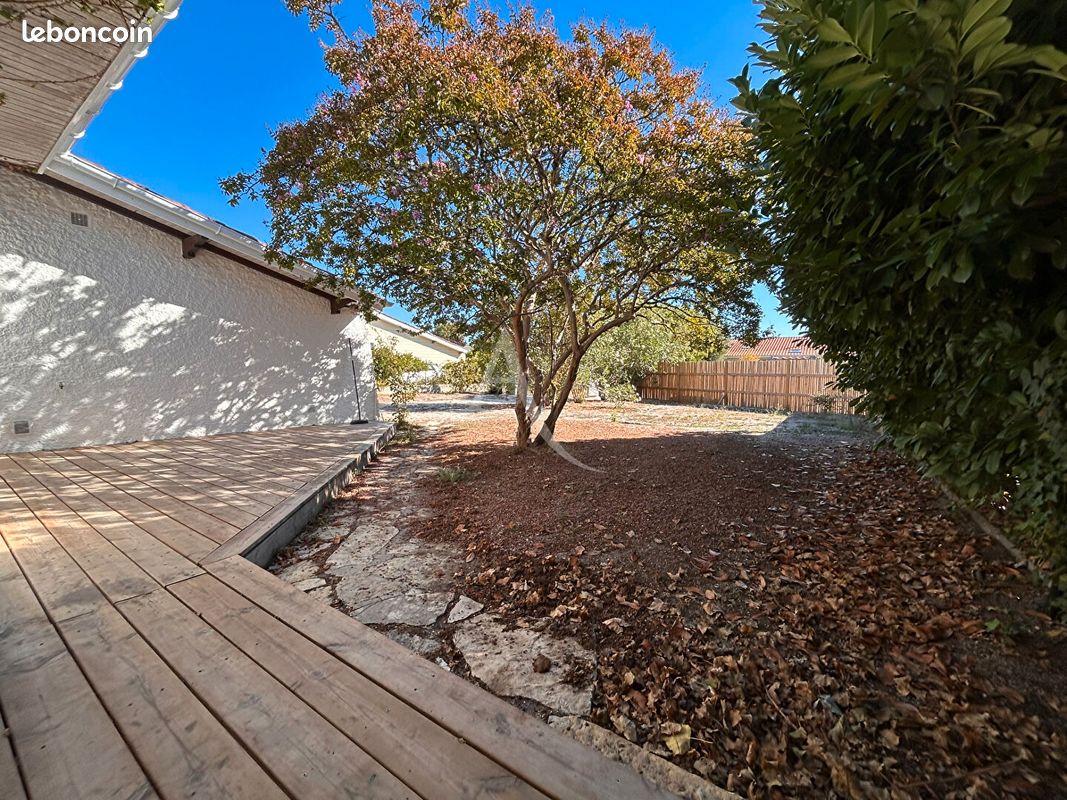 Maison 4 pièces 107 m² · à Saint-Médard-en-Jalles · 107 m² · 359 000 €