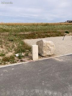 Terrain constructible viabilisé · à Fagnières · 73 800 €
