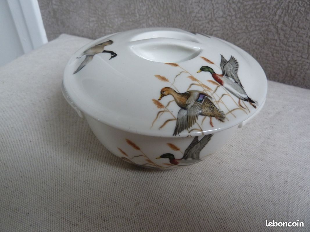 Joli sucrier décor couple de canards porte bonheur porcelaine de Paris (image 1)