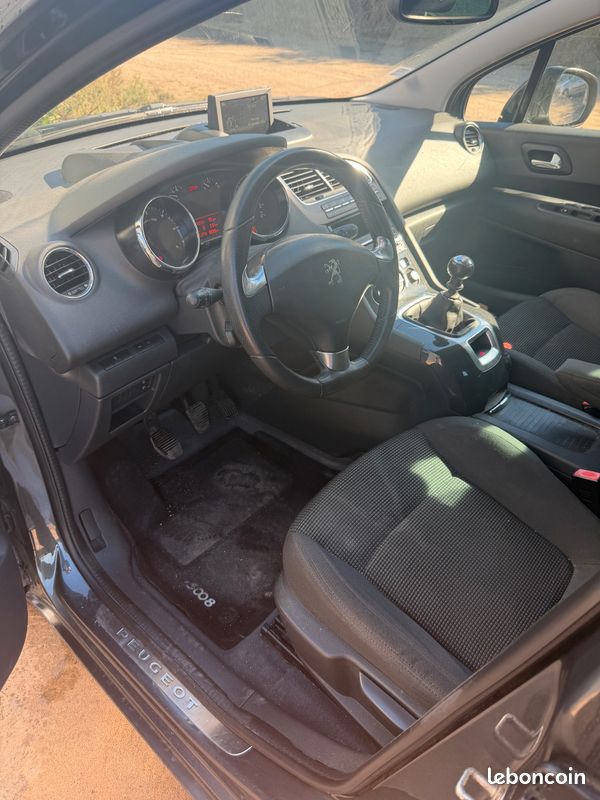 PEUGEOT 5008 7 places - garantie 6 mois (image 3)