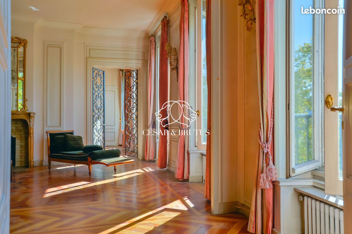 Appartement 7 pièces 317 m² · à Lyon · 317 m² · 1 980 000 €