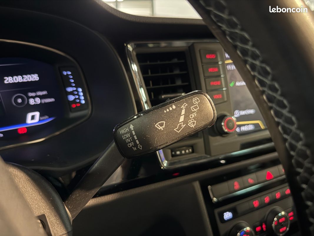 SEAT ATECA 1.4 TSI 150 ch 4Drive XCELLENCE / SUIVI COMPLET SEAT / TOIT OUVRANT /CAMÉRA 360° / CARPLAY / HAYON (image 21)