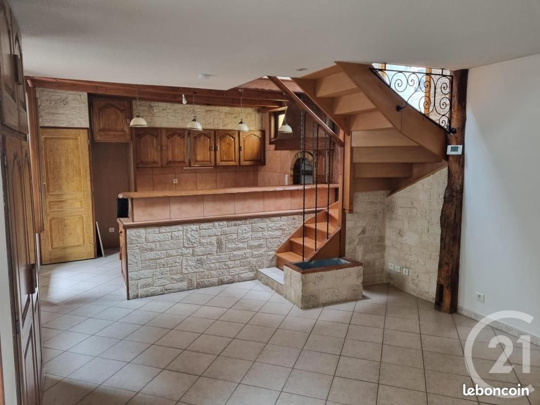Appartement 3 pièces 70 m² · à Rumilly · 70 m² · 908 €/mois