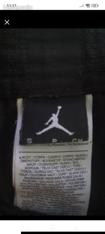 Short Jordan/ PSG taille S noir et bleu (image 2)