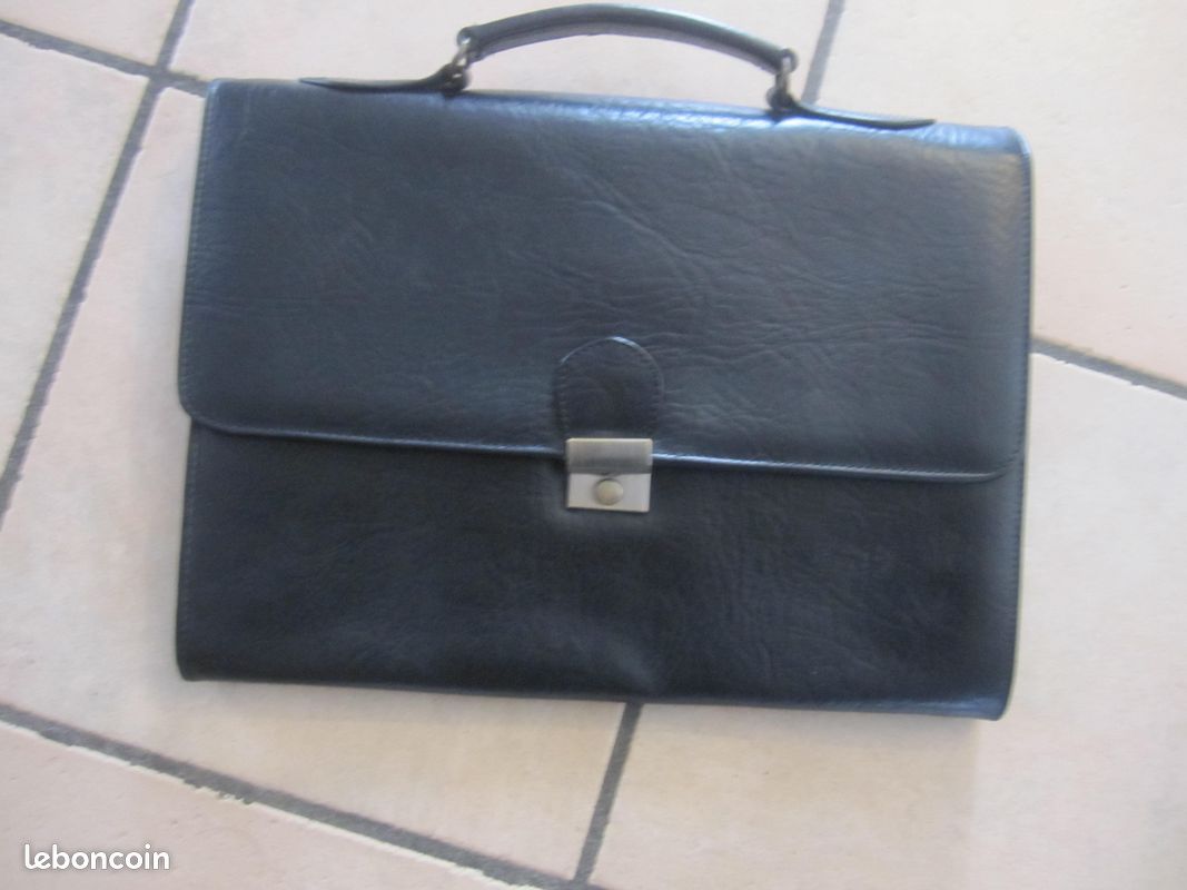 Sacoche cuir noire (image 1)