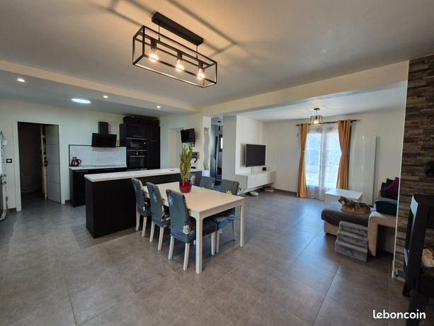 Maison 5 pièces 93 m²
