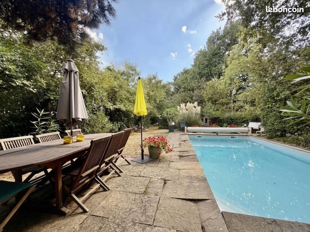 Maison 7 pièces 144 m² · à Dardilly · 144 m² · 599 000 €