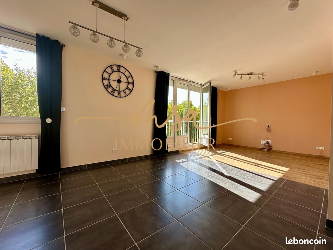 Appartement 5 pièces 75 m² · au Petit-Quevilly · 75 m² · 800 €/mois