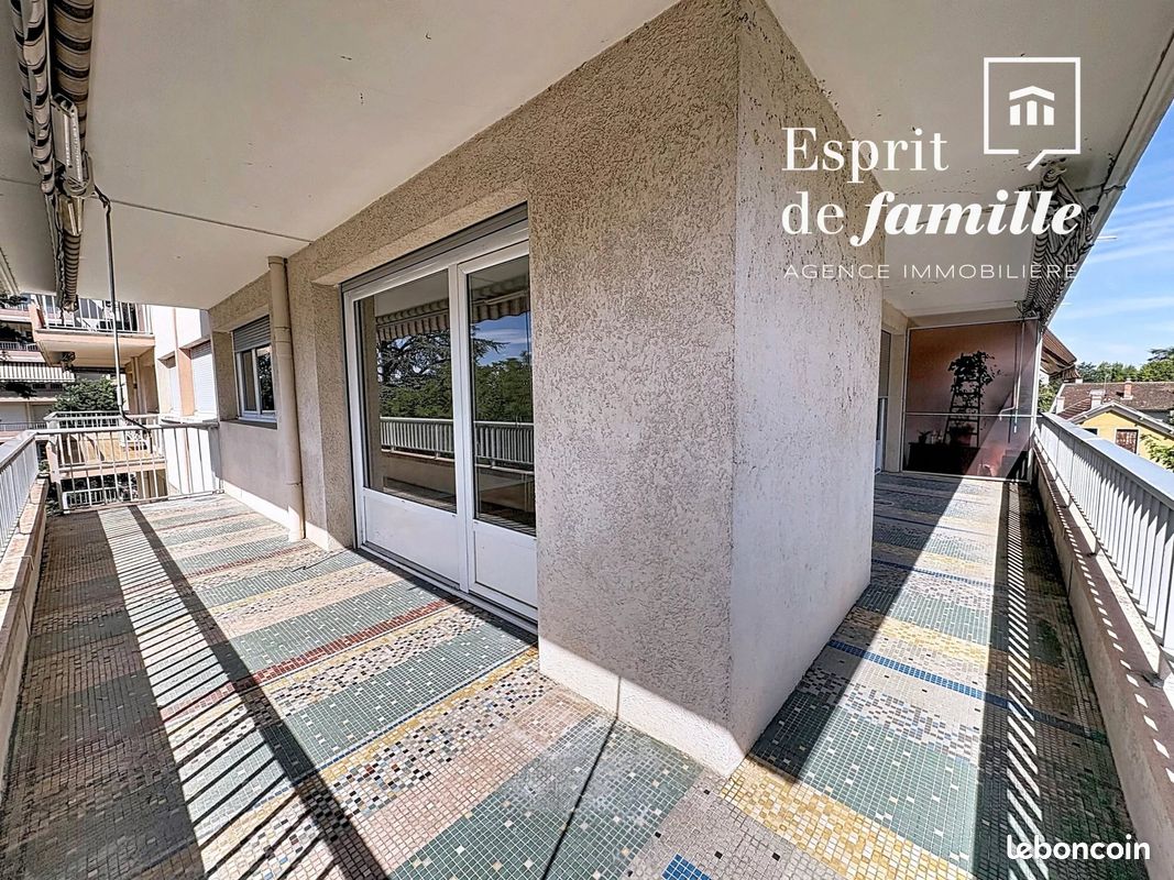 Appartement 2 pièces 61 m² · à Caluire-Et-Cuire · 61 m² · 272 850 €
