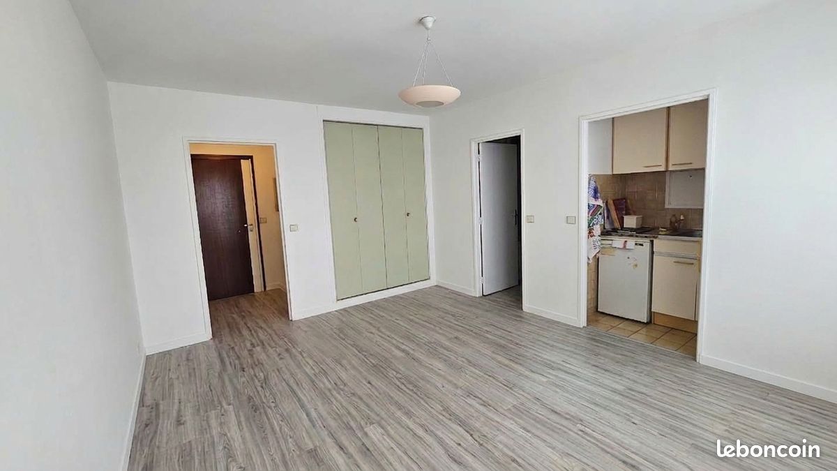 Appartement 1 pièce 24 m² · à Courbevoie · 24 m² · 213 000 €