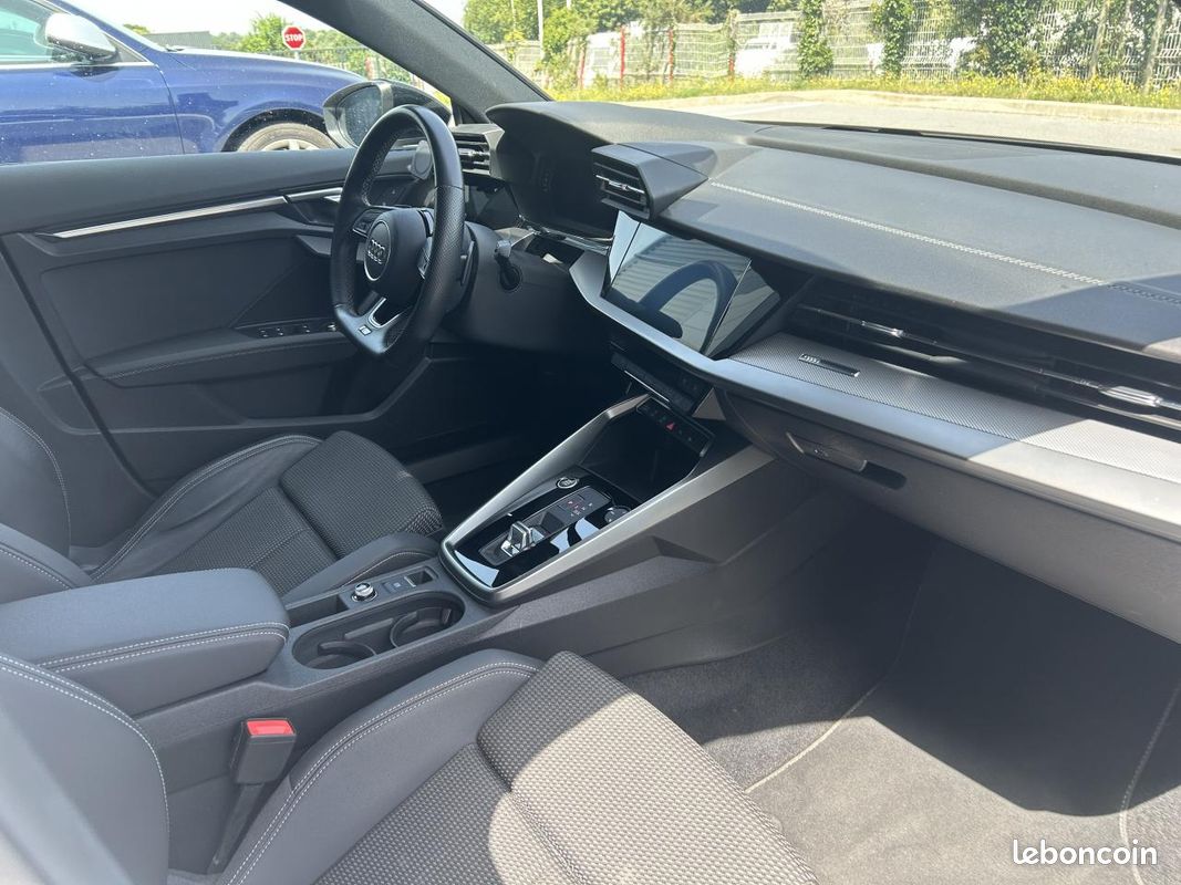 Audi a3 1.5 35 tfsi 150 mhev hybrid s-line s-tronic bva-full entretiens audi (image 14)
