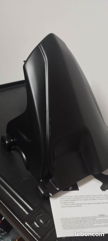 Garde boue arrière Z 900 2017/2026 (image 2)