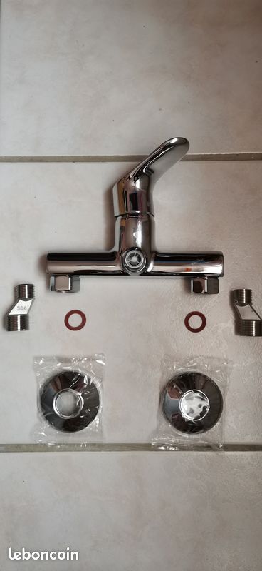 Ensemble d'accessoires de douche (image 1)