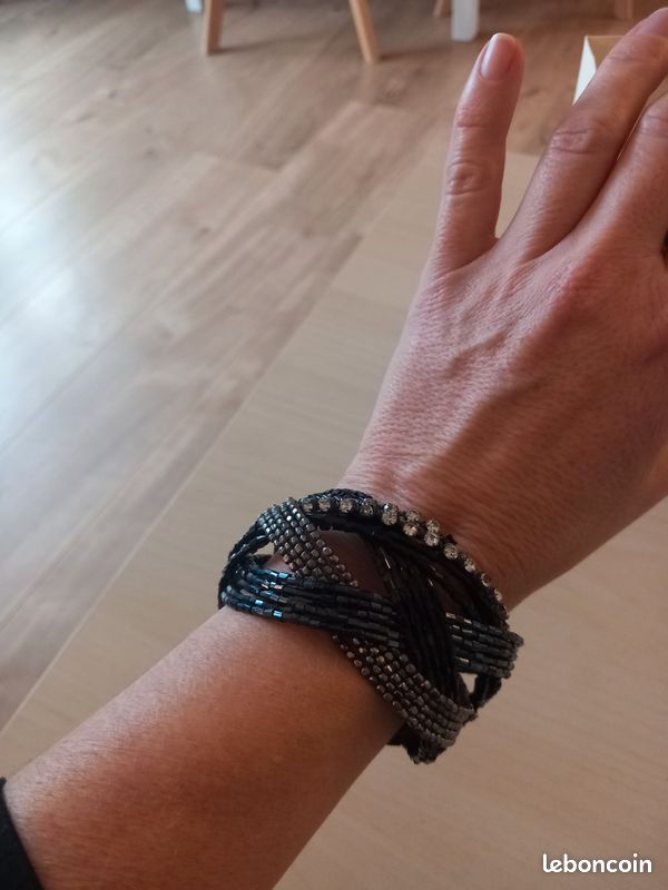 Bracelet manchette strass (image 1)