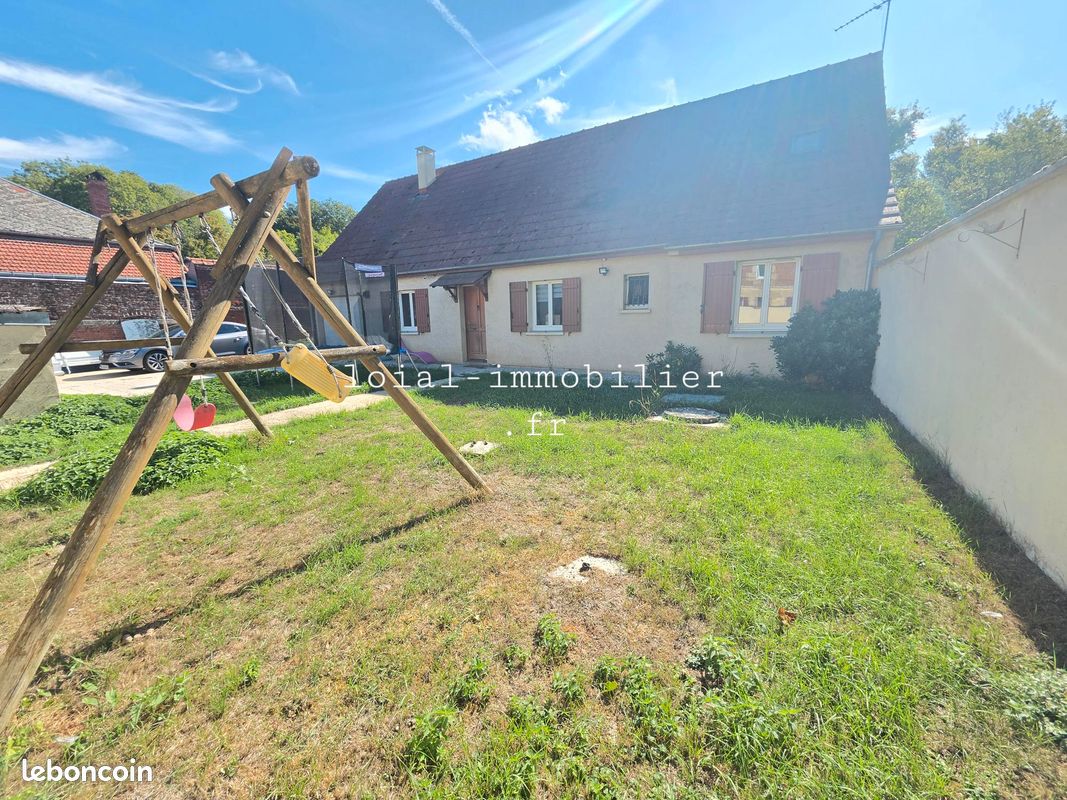 Maison 8 pièces 169 m² · à Nourard-le-Franc · 169,2 m² · 227 975 €