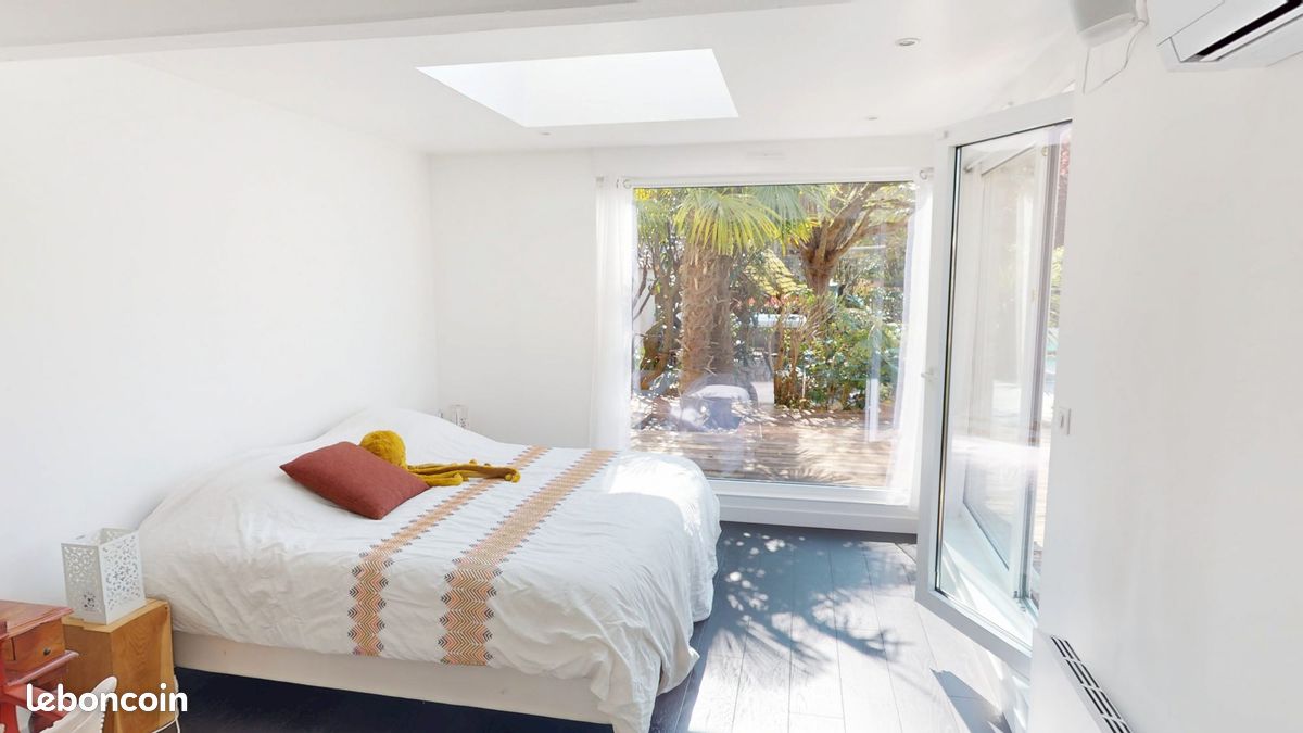Propriété 9 pièces 201 m² (image 10)