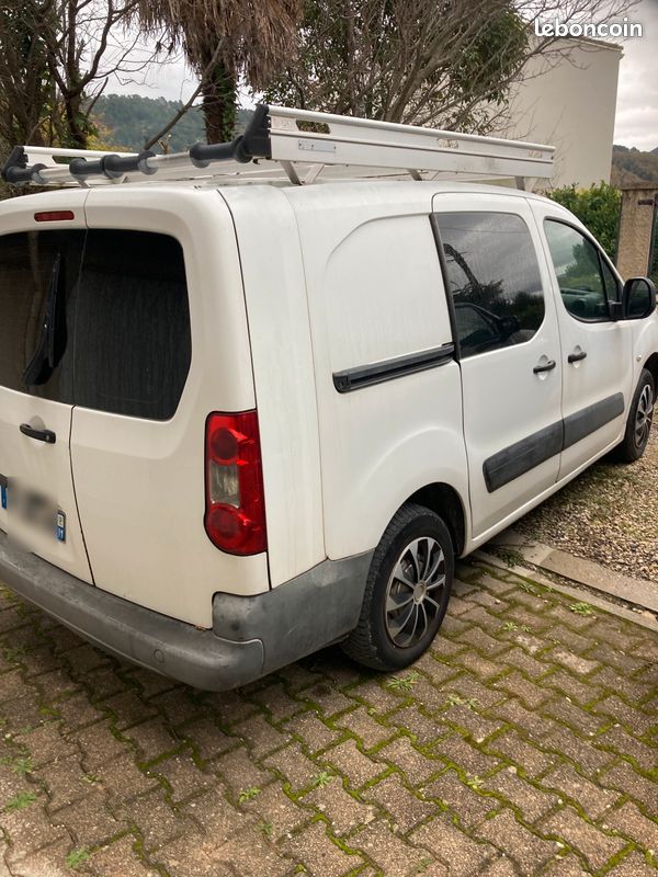 Peugeot Partner Double Cabine 1.6 HDI 90 ch 2011 (image 1)
