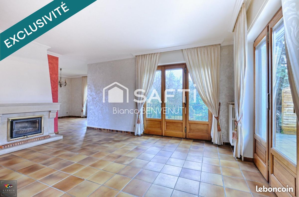 Maison 8 pièces 250 m² · à Fameck · 250 m² · 450 000 €