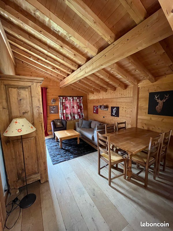 Appartement 7 pièces 160 m² · à Megève · 160 m² · 7 500 €/mois