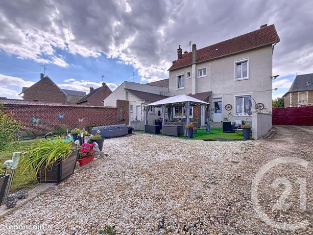 Maison 4 pièces 141 m²
