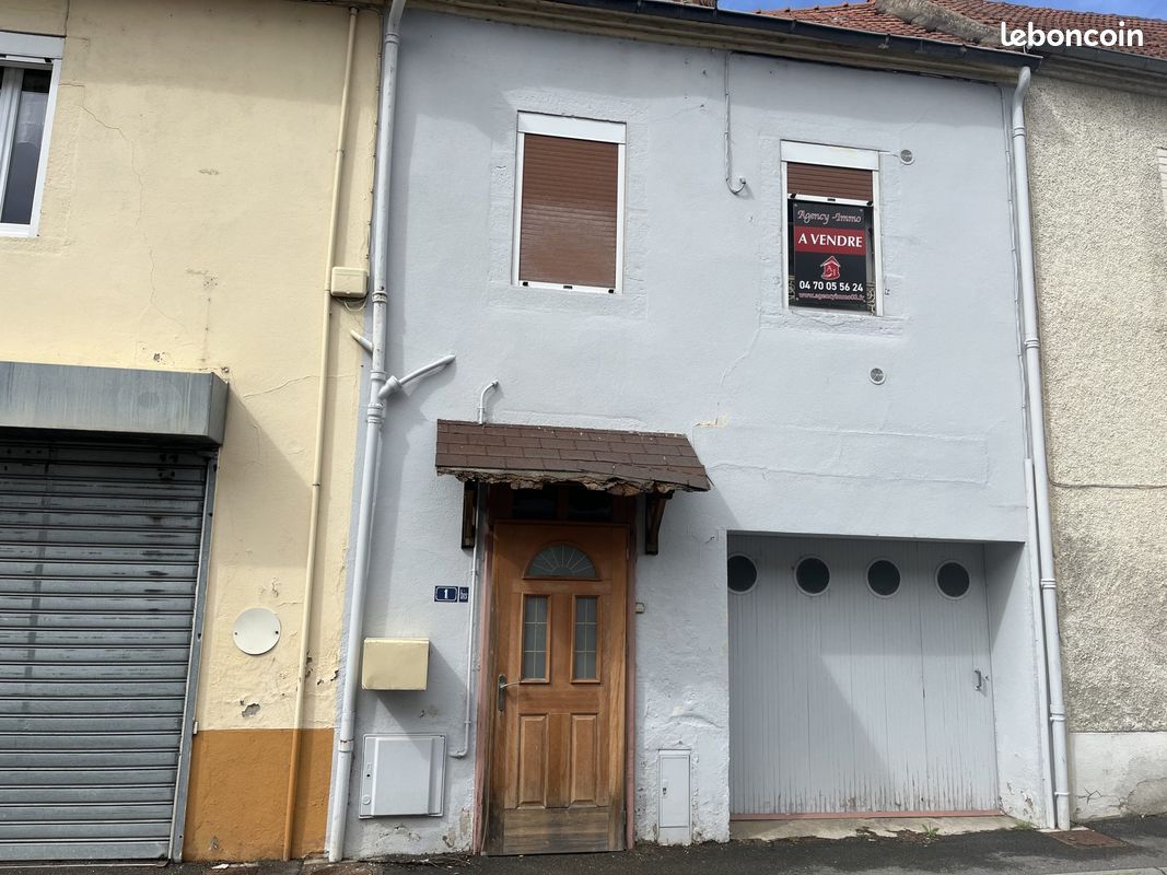 Maison 3 pièces 67 m² · à Montluçon · 67 m² · 28 000 €