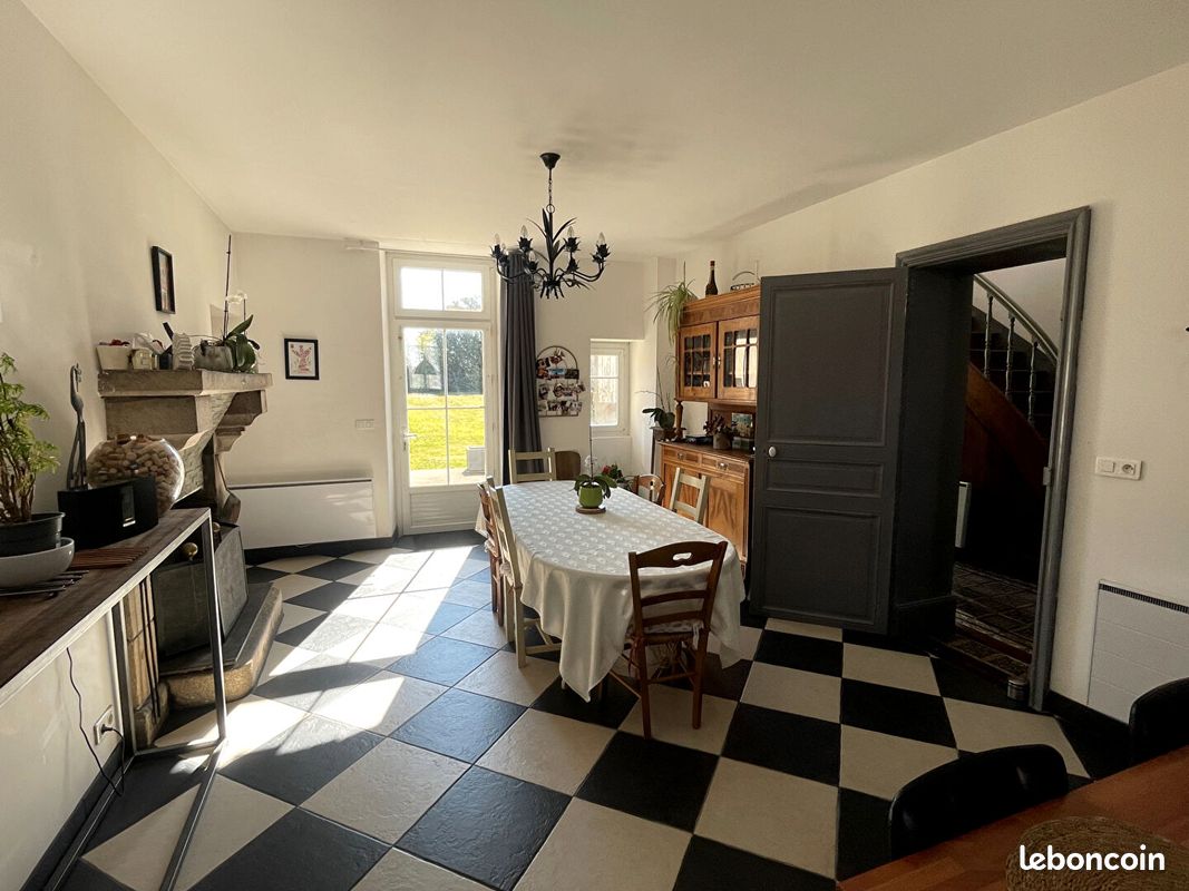 Maison 9 pièces 285 m² · à La Limouzinière · 285 m² · 495 000 €
