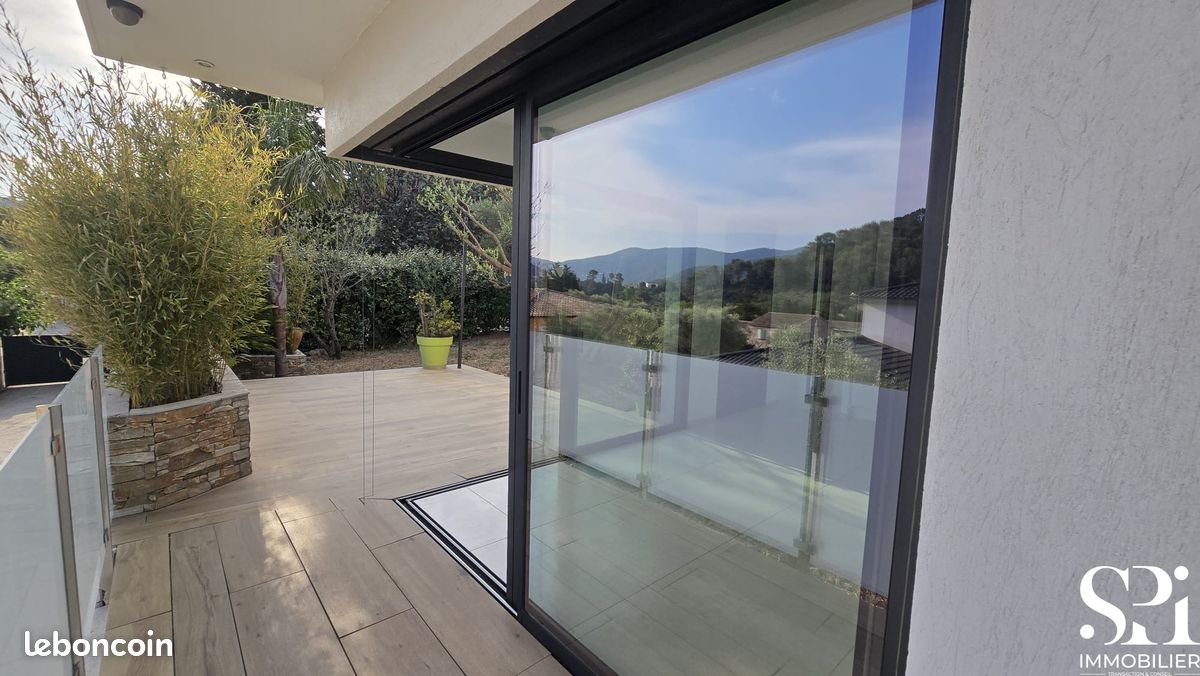 Maison 5 pièces 106 m² · à Solliès-Pont · 106 m² · 625 000 €