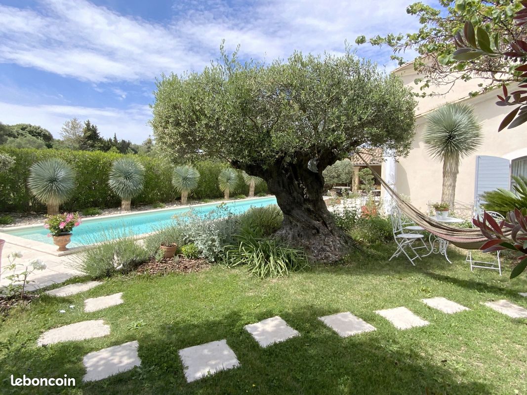 Maison 6 pièces 153 m² · à Uzès · 153 m² · 960 000 €