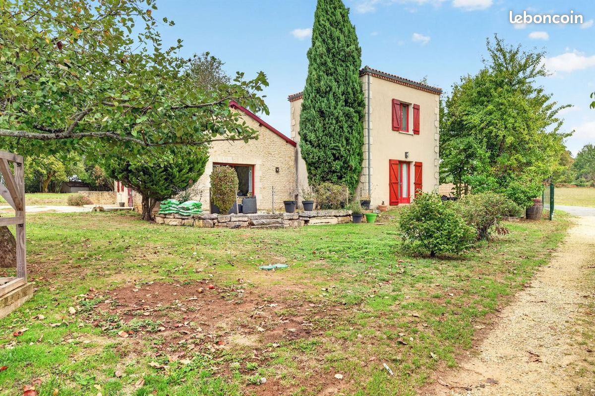 Maison 3 pièces 111 m² · à Veyrines-de-Vergt · 111 m² · 228 900 €
