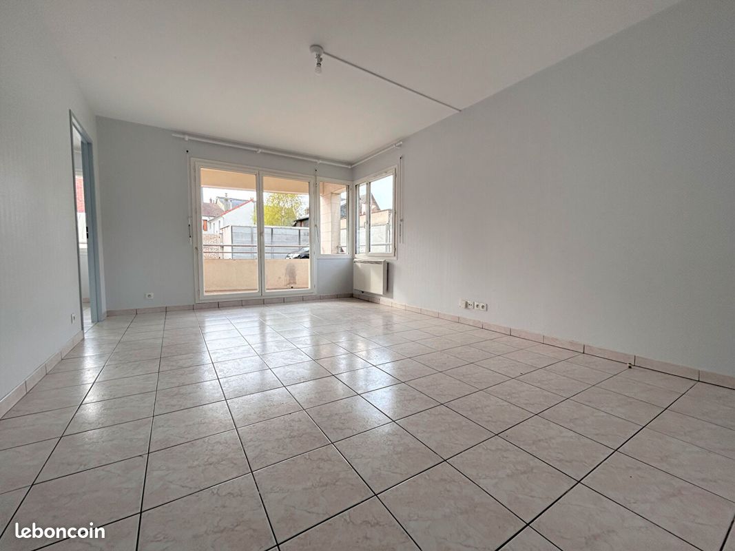 Appartement 3 pièces 73 m² · à Évreux · 73,4 m² · 800 €/mois