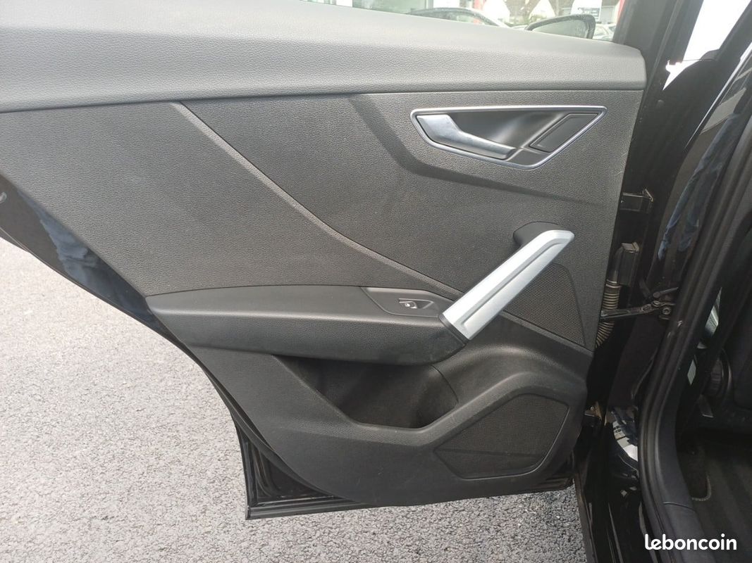 AUDI Q2 35 TFSI 150 S tronic 7 S line (image 28)