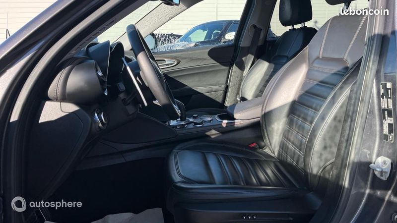 Alfa Romeo Giulia 2.2 JTD 160ch Ti AT8 MY20 (image 12)