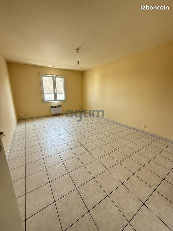 Appartement 1 pièce 27 m² · à La Roche-sur-Yon · 27 m² · 400 €