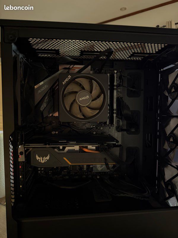 PC gamer ryzen 2700x 16GO DDR4 GTX 1650 Ordinateurs