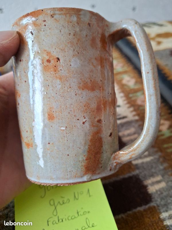 Gobelet mug en grès fabricatoon artisanale (image 3)