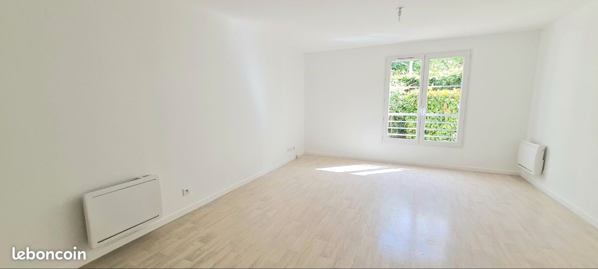 Appartement 2 pièces 43 m² · à Moissy-Cramayel · 43 m² · 137 500 €