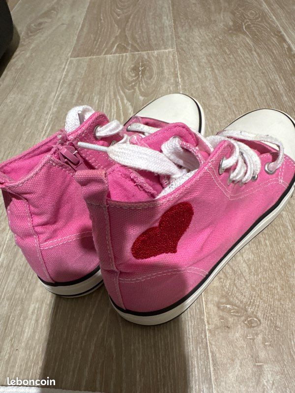 Baskets rose fille (image 2)