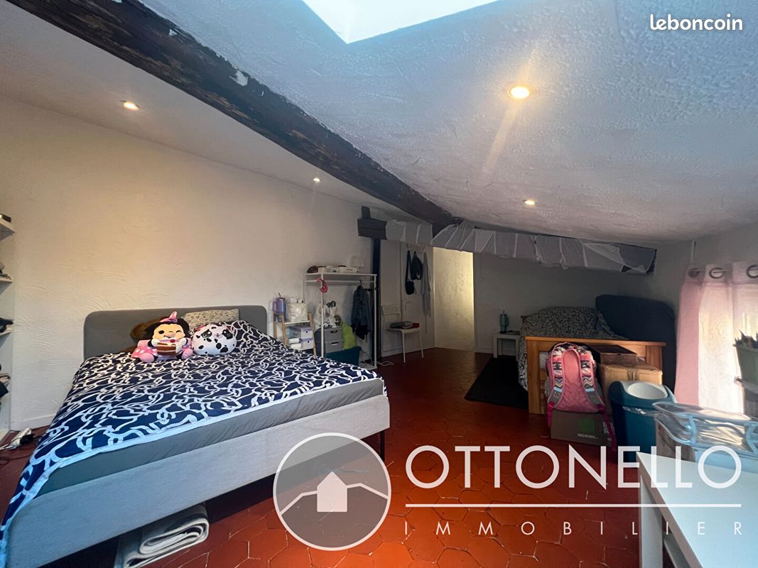 Appartement 3 pièces 46 m² · à Roquebrune-sur-Argens · 46 m² · 680 €/mois