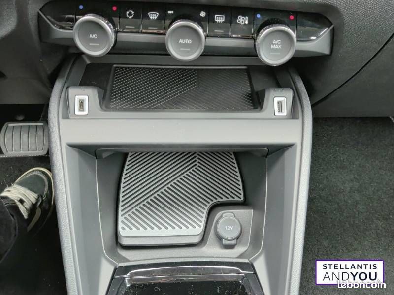 Citroën C4 Hybride 145 ch e-DCS6 Plus (image 16)
