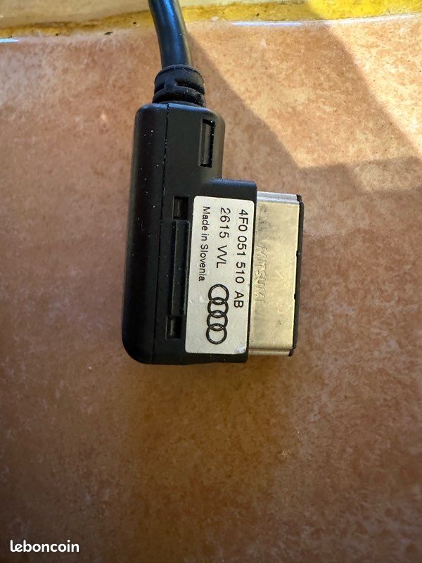 Cavo Adattatore Micro-USB Originale Audi | Collega Il Tuo Lettore MP3 All'interfaccia AMI Dell'auto | 4F0051510 - 3
