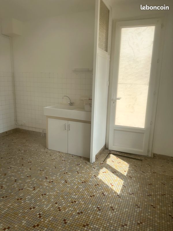 Maison 2 pièces 55 m² · à Rochefort · 55 m² · 550 €
