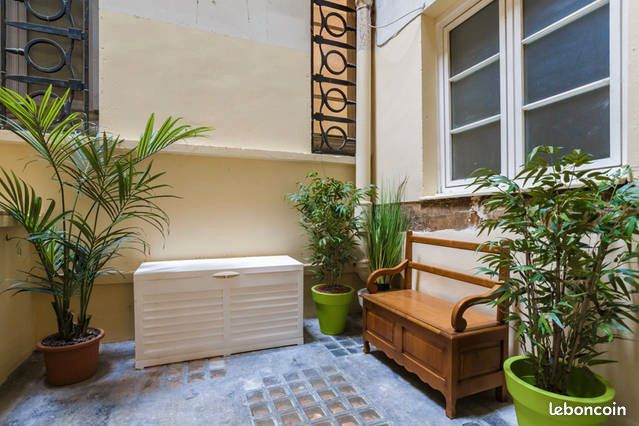 Appartement 1 pièce 10 m² · à Paris · 10 m² · 630 €/mois