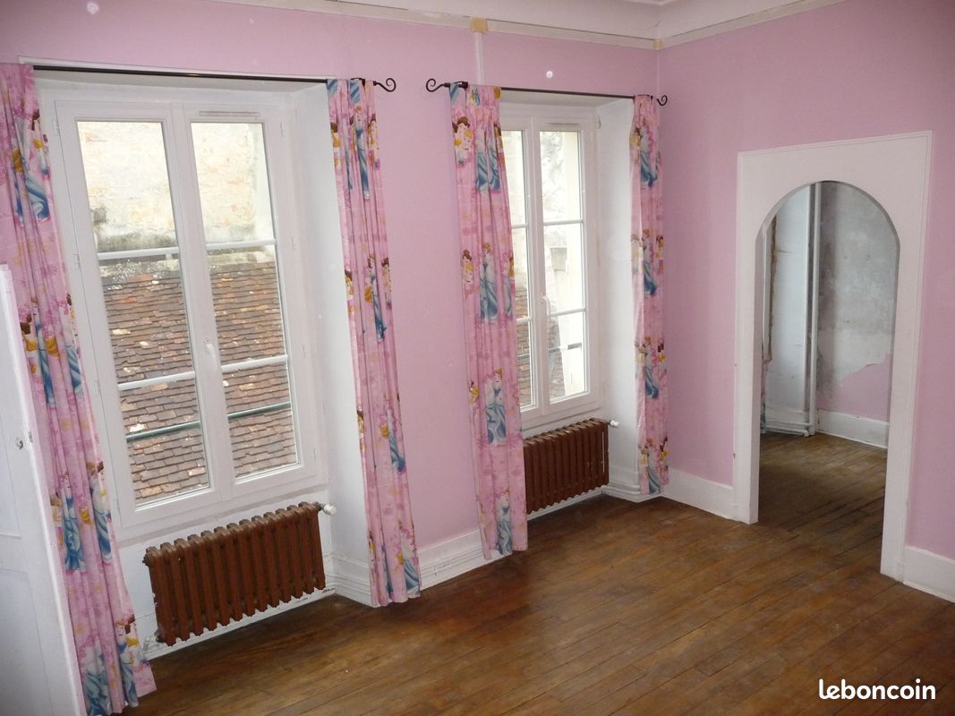 Maison 5 pièces 103 m² · à Provins · 103 m² · 1 000 €