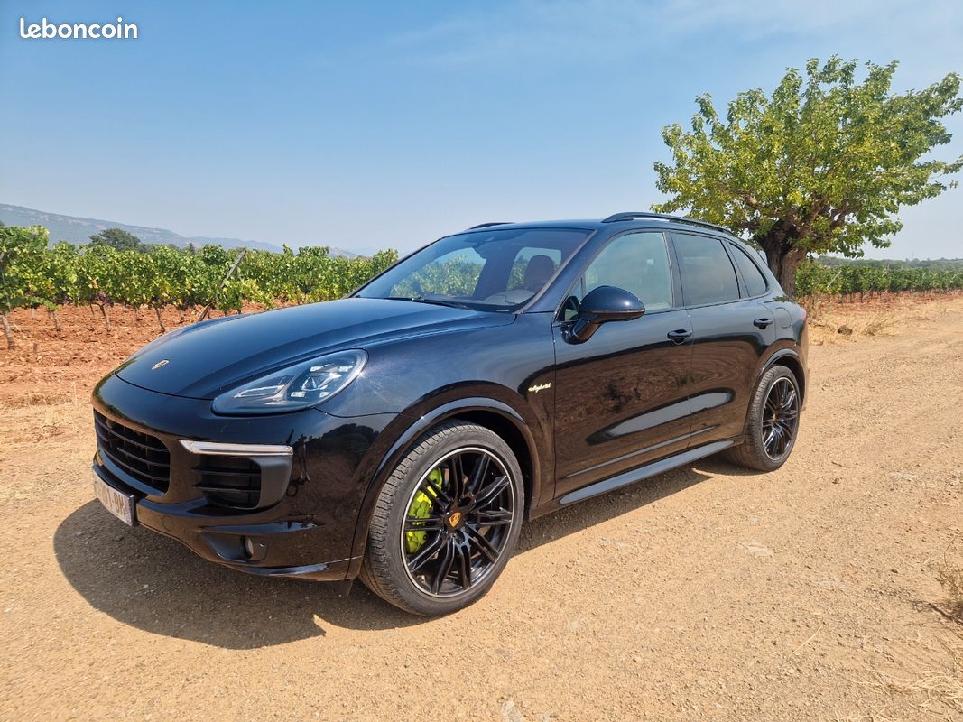 Porsche cayenne s 416ch 3.0 v6 e-hybrid garanti 1 an (image 1)