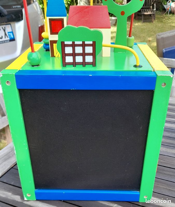 Cube d'éveil en bois multiactivités (image 2)