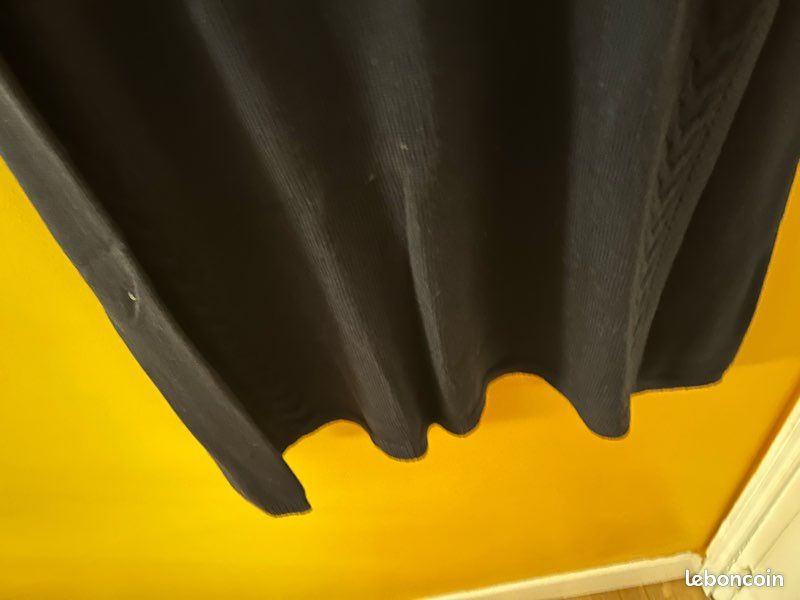 Pull noir Antonelle Taille 3 (image 4)
