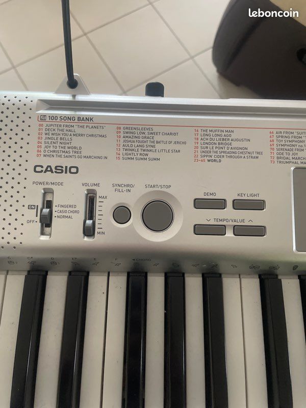 Piano Clavier « Key lighting keyboard LK-130 Casio » Instruments