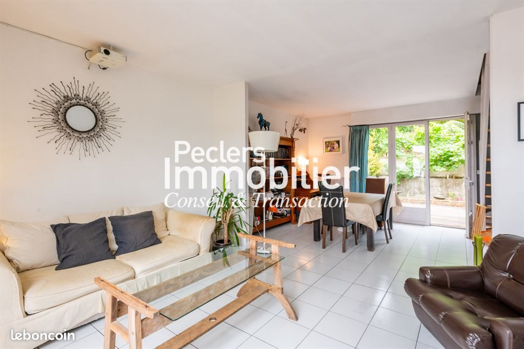 Maison 6 pièces 157 m² · à Rueil-Malmaison · 157 m² · 880 000 €