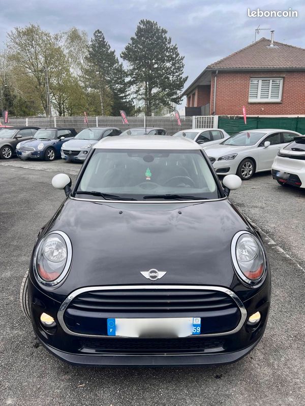 Mini cooper 1.5 cooper 135 ch  5 portes  gps  garantie 48 mois possible (image 3)